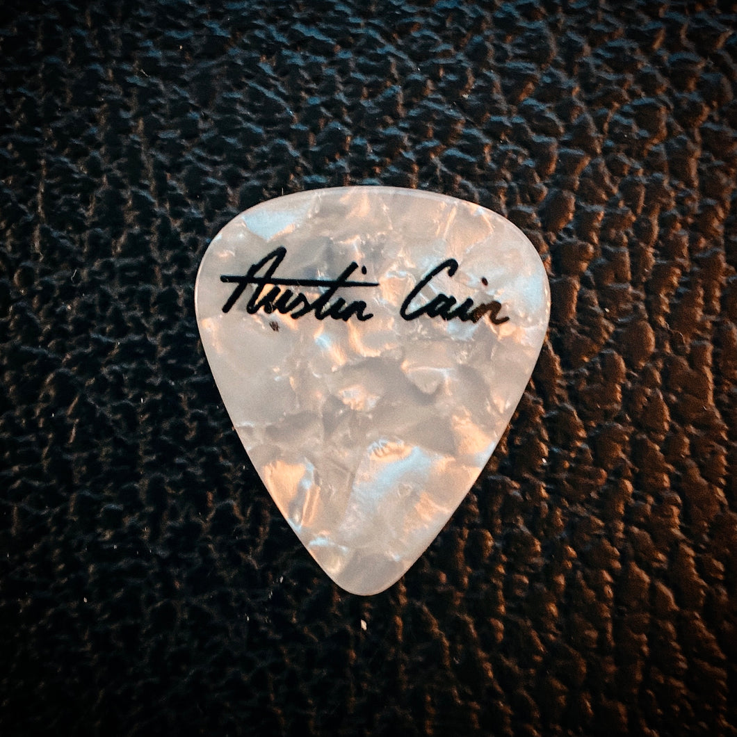 AUSTIN CAIN - GUITAR PICK